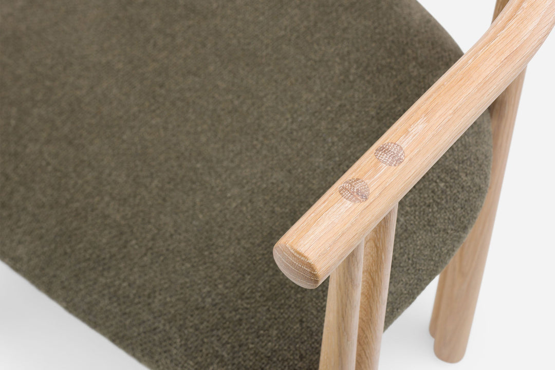 WHITE OILED OAK & NARA 005