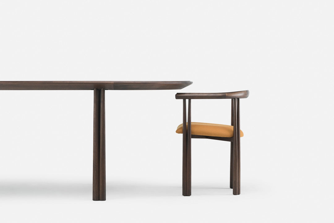 BLACK OILED WALNUT & VIDAR 3 472 (+ ELLIOT OBLONG TABLE)