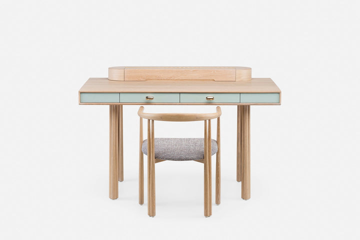 WHITE OILED OAK & LAGOON GLOSS HDF (+ ELLIOT DESK STORAGE + ELLIOT CHAIR)