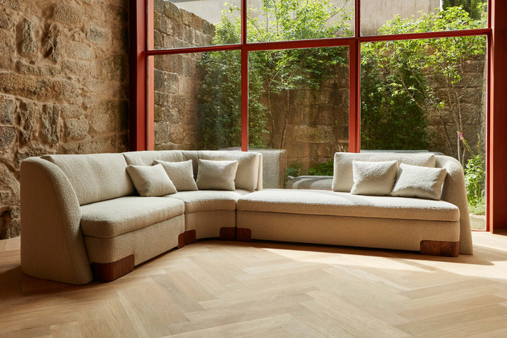 DANISH OILED WALNUT & ELLE 220 (MODEL: 12L)