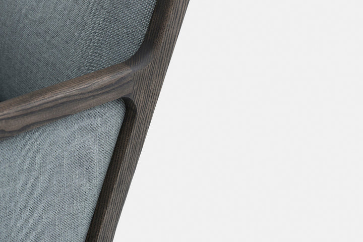 BLACK OILED ASH & SUNNIVA 2 152