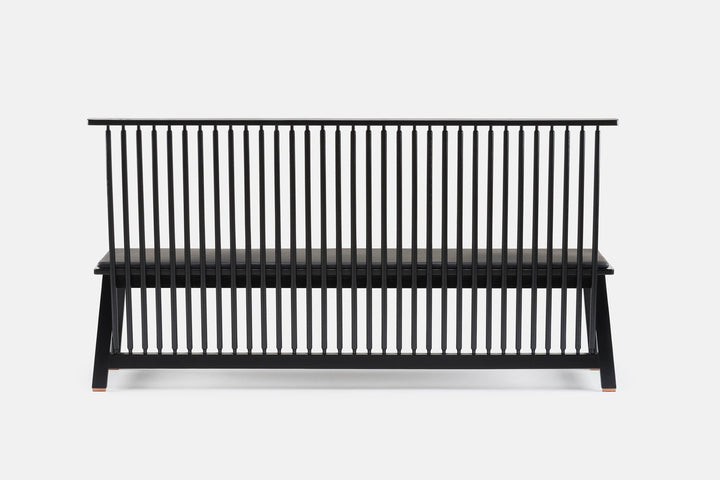 BLACK PAINTED ASH (MODEL: 444 + OPTIONAL SEAT PAD IN BLACK NATURAL GRAIN LEATHER)