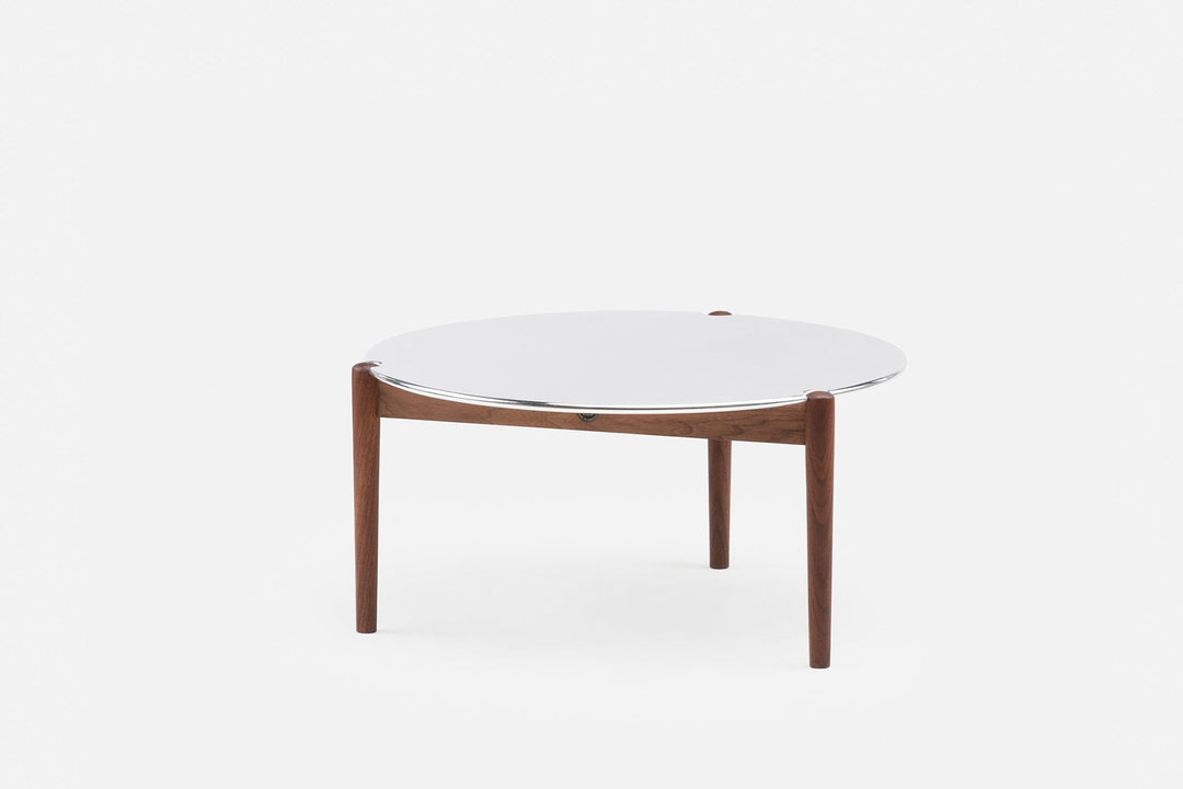 DANISH OILED WALNUT & ALUMINIUM