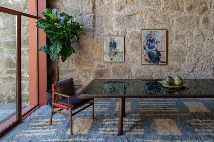 TWENTY-FIVE DINING TABLE