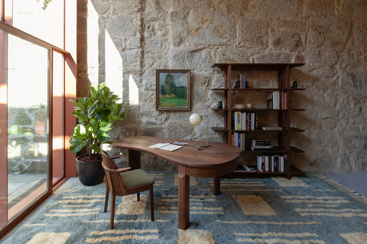 TWENTY-FIVE DINING ARMCHAIR