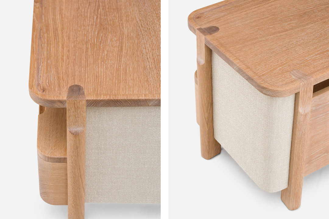 WHITE OILED OAK & ECRITURE 210