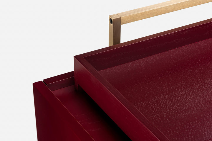 BORDEAUX PAINTED ASH & BORDEAUX GLOSS HDF & BRUSHED BRASS