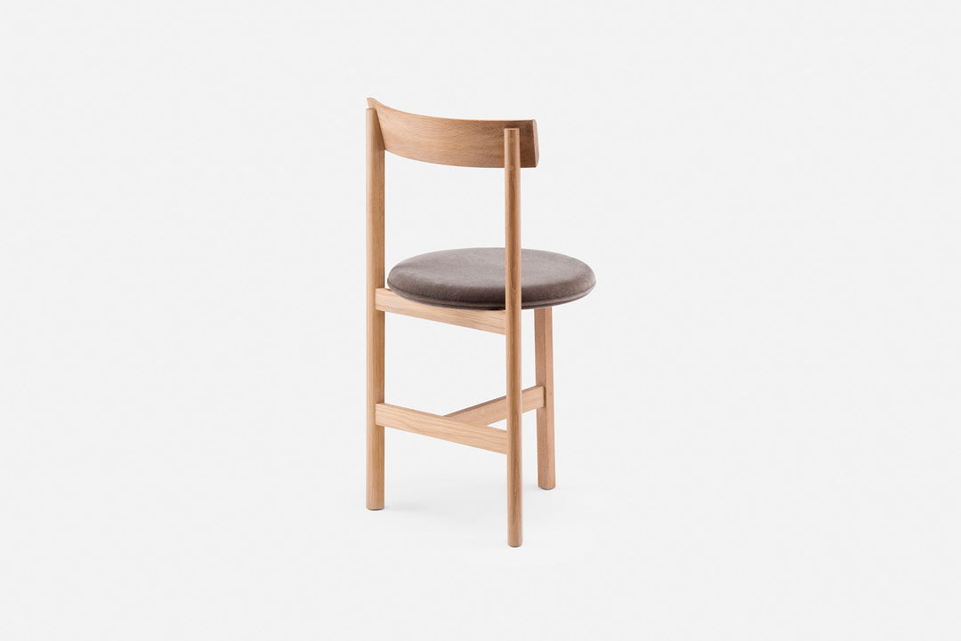 WHITE OILED OAK & BYRAM 361