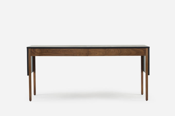 DANISH OILED WALNUT & BLACK NATURAL GRAIN LEATHER