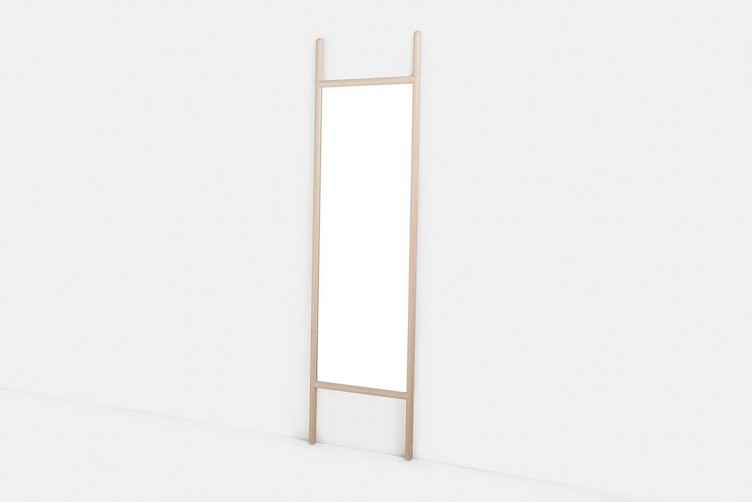 WHITE OILED OAK (MODEL: M)