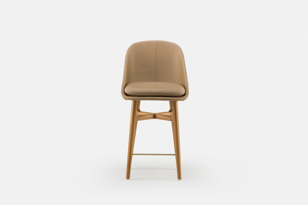 DANISH OILED OAK & CHAI FINISHED LEATHER (MODEL: SP)