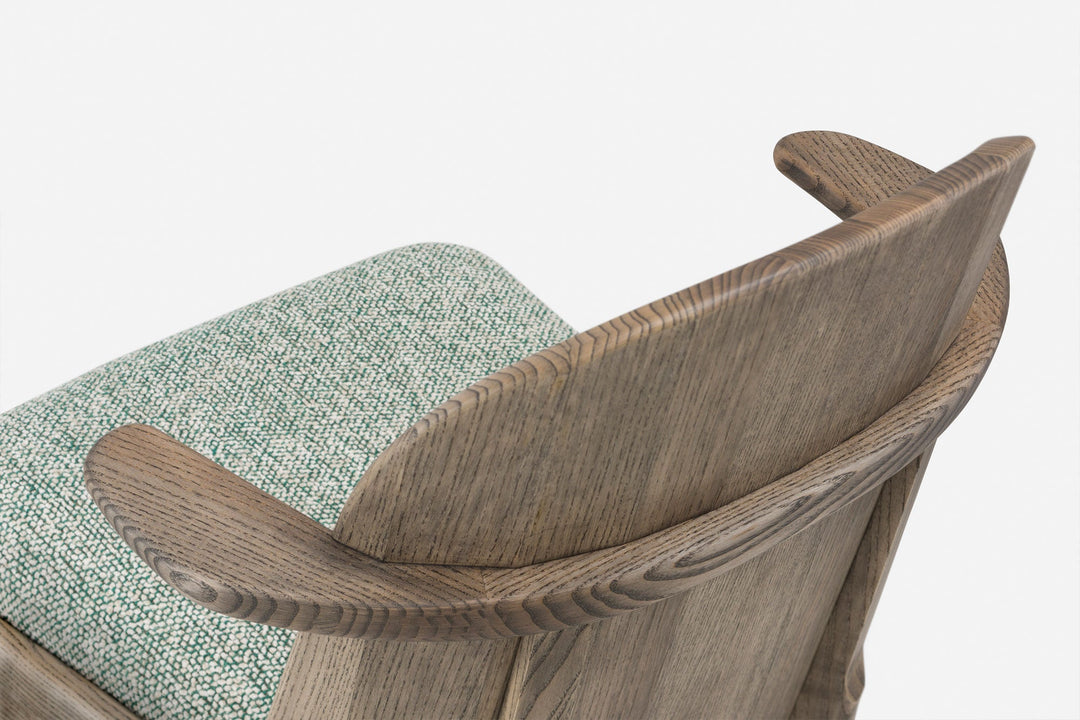 BLACK OILED ASH & MOSS 003